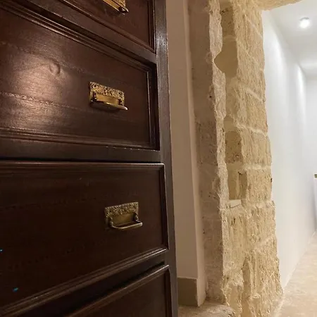 فندق مبيت وإفطار Antica Dimora Dell'angelo *